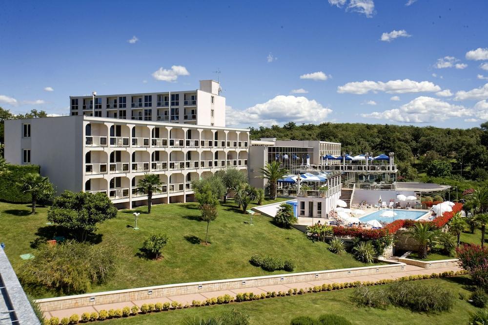 Hotel Istra Plava Laguna Porec Exterior photo
