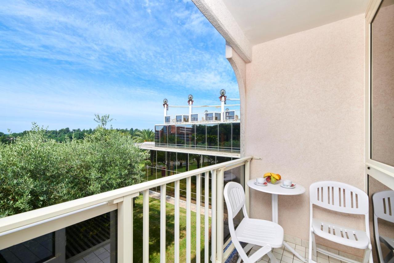 Hotel Istra Plava Laguna Porec Exterior photo