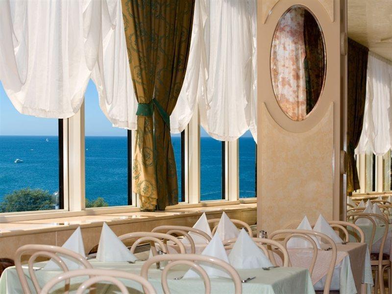 Hotel Istra Plava Laguna Porec Exterior photo