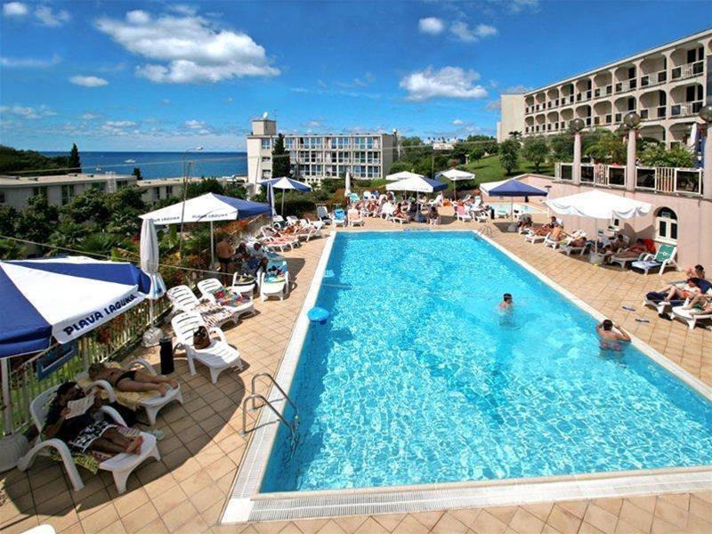 Hotel Istra Plava Laguna Porec Exterior photo