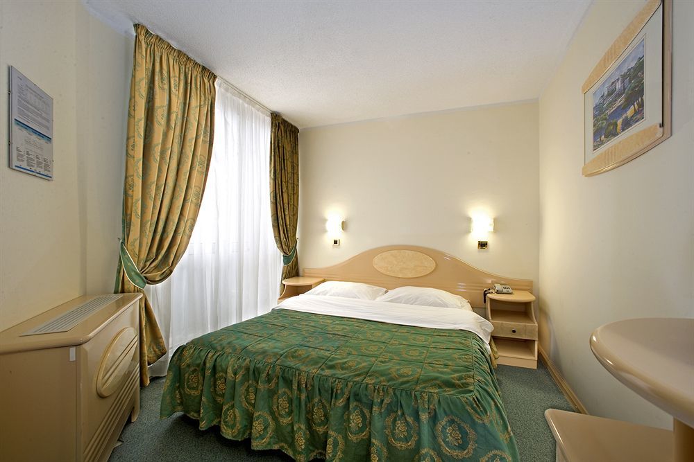 Hotel Istra Plava Laguna Porec Exterior photo